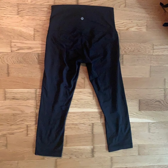 Lululemon cropped leggings size:8 - Picture 4 of 11